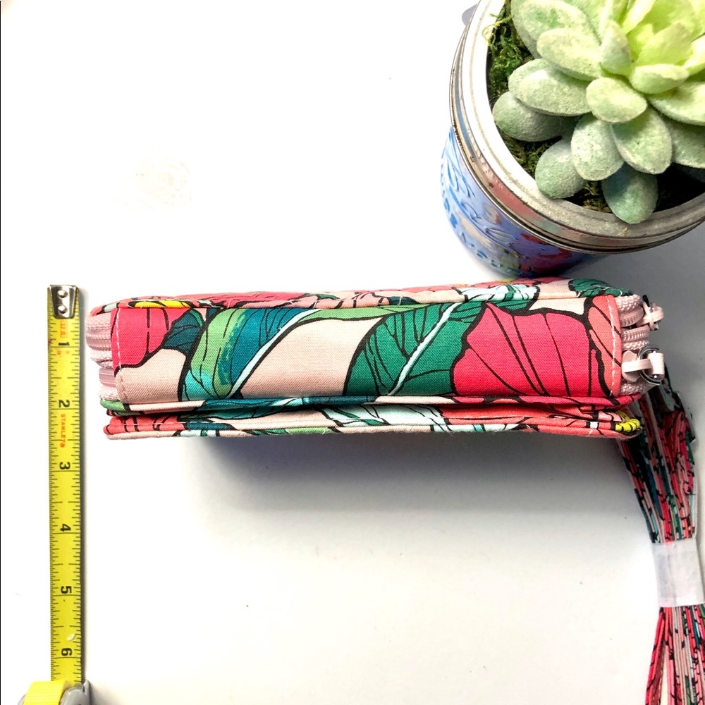 NWT, Vera Bradley All in One Crossbody - Picture 8 of 8